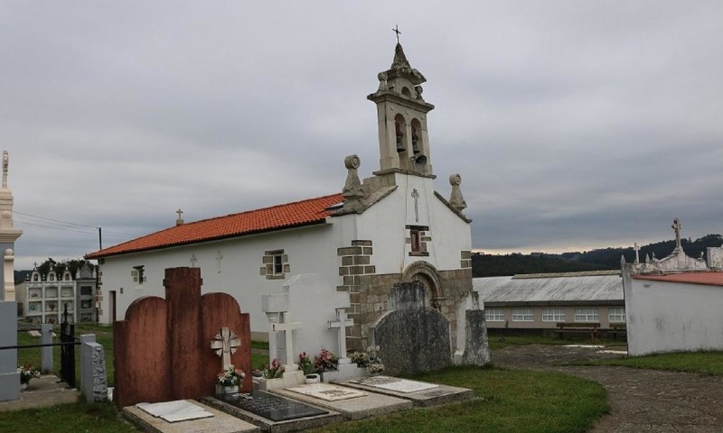 Igrexa Parroquial e Cruceiro (Gafoi)