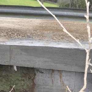 Construción de ponte sobre o rego de Marís, no Lugar de Caboladrón, na Parroquia de Mesos