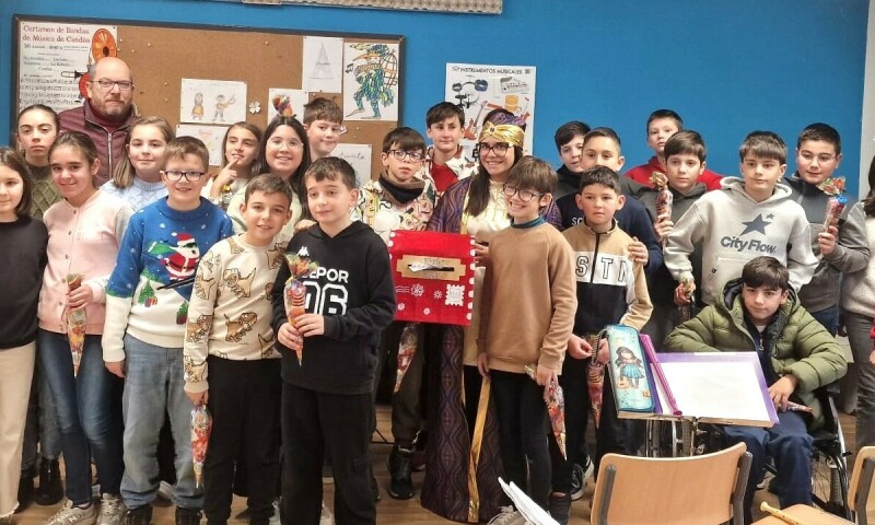 As visitas do Carteiro Real e de Papá Noel abren a programación de Nadal 2025-2026 do Concello de Frades