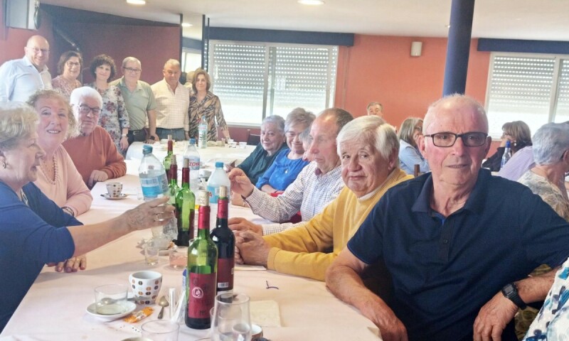 A Asociación da Terceira Idade de Ponte Carreira celebra o seu xantar anual