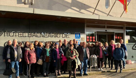 Unha trintena de veciños e veciñas de Frades participa nas xornadas dedicadas á saúde no Hotel Balneario Compostela