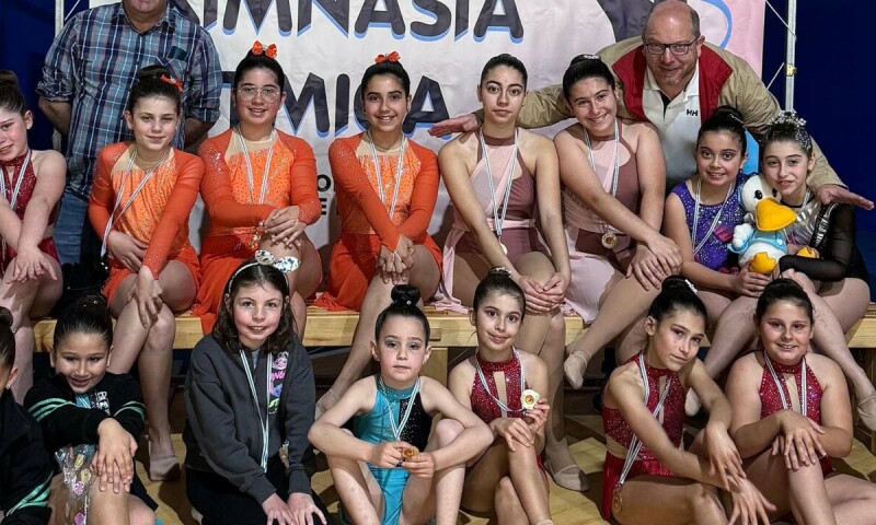 A Gala de Ximnasia Rítmica do Concello de Frades reúne a 155 nenas 