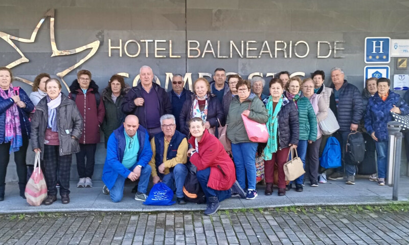 Unha trintena de veciños e veciñas participan nas saídas ao Hotel Balneario Compostela organizadas polo Concello de Frades