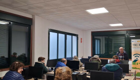 Frades clausura os obradoiros de capacitación dixital para aprender a utilizar o móbil, a tablet e o ordenador