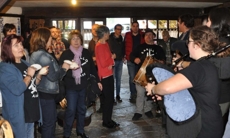 Adega A Coviña gaña a terceira edición do concurso de tapas de Frades coas súas tapas “Polbo con cogomelos” e “Espetada A Coviña”