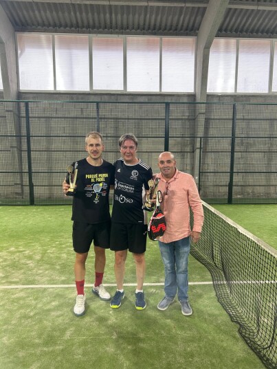 Manuel Rey Alvela e Dani Quinteiro gañan o Campionato de Pádel do Concello de Frades por segundo ano consecutivo